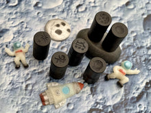 Lade das Bild in den Galerie-Viewer, Let’s Roll – Space / Weltall