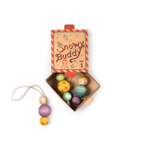 Lade das Bild in den Galerie-Viewer, Baumschmuck: Snowy Buddy