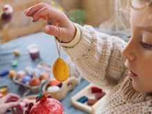 Lade das Bild in den Galerie-Viewer, Baumschmuck: Sunrise Eggs (Ostereier)