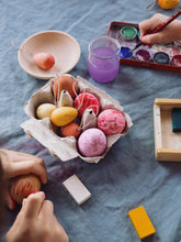 Lade das Bild in den Galerie-Viewer, Baumschmuck: Sunrise Eggs (Ostereier)