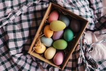 Lade das Bild in den Galerie-Viewer, Happy Eggs - Holzeier