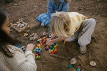 Lade das Bild in den Galerie-Viewer, Mandala Regenbogen-Schneeflocken