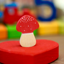 Lade das Bild in den Galerie-Viewer, Steckfigur Fliegenpilz