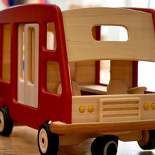 Lade das Bild in den Galerie-Viewer, Camper - Rot