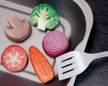 Lade das Bild in den Galerie-Viewer, Sensory Play Stones – Vegetables – Gemüse