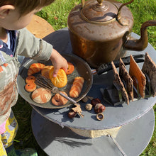 Lade das Bild in den Galerie-Viewer, Sensory Play Stones – Breads of the World – Brot der Welt
