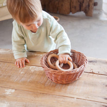 Lade das Bild in den Galerie-Viewer, Kleiner Holzreifen