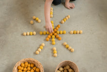 Lade das Bild in den Galerie-Viewer, Mandala Honigwaben