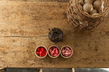 Lade das Bild in den Galerie-Viewer, Mandala Blütenblätter