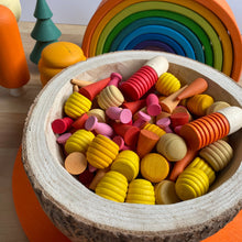 Lade das Bild in den Galerie-Viewer, Mandala Blütenblätter