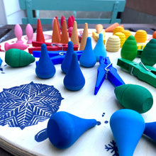 Lade das Bild in den Galerie-Viewer, Mandala Blütenblätter