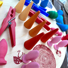 Lade das Bild in den Galerie-Viewer, Mandala Blütenblätter