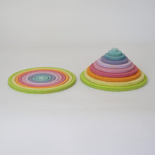 Lade das Bild in den Galerie-Viewer, Konzentrische Kreise und Ringe pastell
