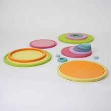 Lade das Bild in den Galerie-Viewer, Konzentrische Kreise und Ringe pastell
