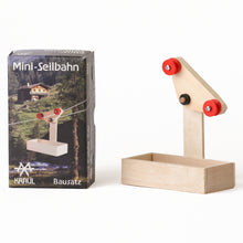Lade das Bild in den Galerie-Viewer, Mini-Seilbahn
