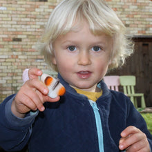 Lade das Bild in den Galerie-Viewer, Schmetterlinge - Butterflies – Sensory Play Stones
