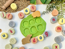 Lade das Bild in den Galerie-Viewer, Alphabet Stempelsteine – Kleinbuchstaben

