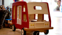 Lade das Bild in den Galerie-Viewer, Camper - Rot
