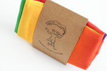 Lade das Bild in den Galerie-Viewer, Spieltuch Regenbogen 145 x 145 cm
