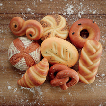 Lade das Bild in den Galerie-Viewer, Sensory Play Stones – Breads of the World – Brot der Welt
