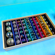 Lade das Bild in den Galerie-Viewer, Sunset City Box // Vorbestellung, Lieferung Ende August
